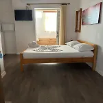 Apartament Teo Himara
