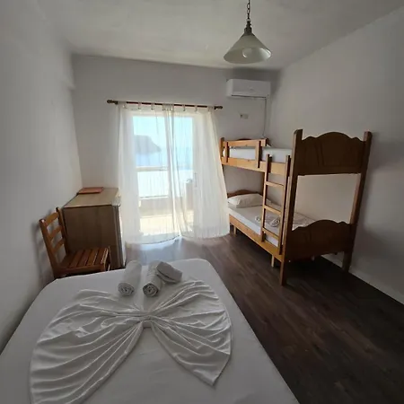 Appartement Teo Himarë